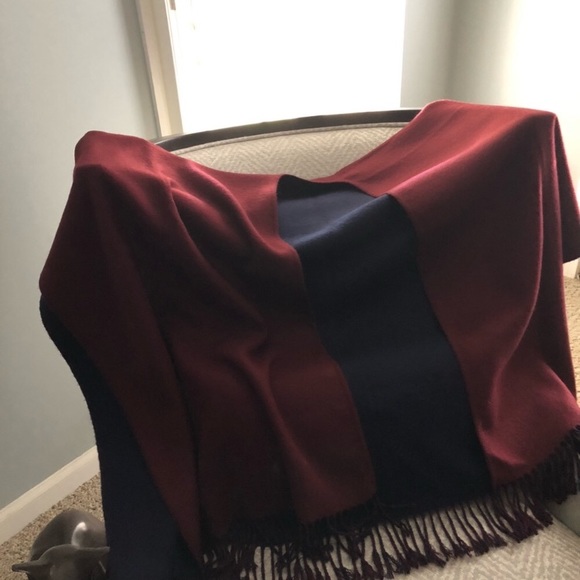 Reversible Poncho - Picture 2 of 3